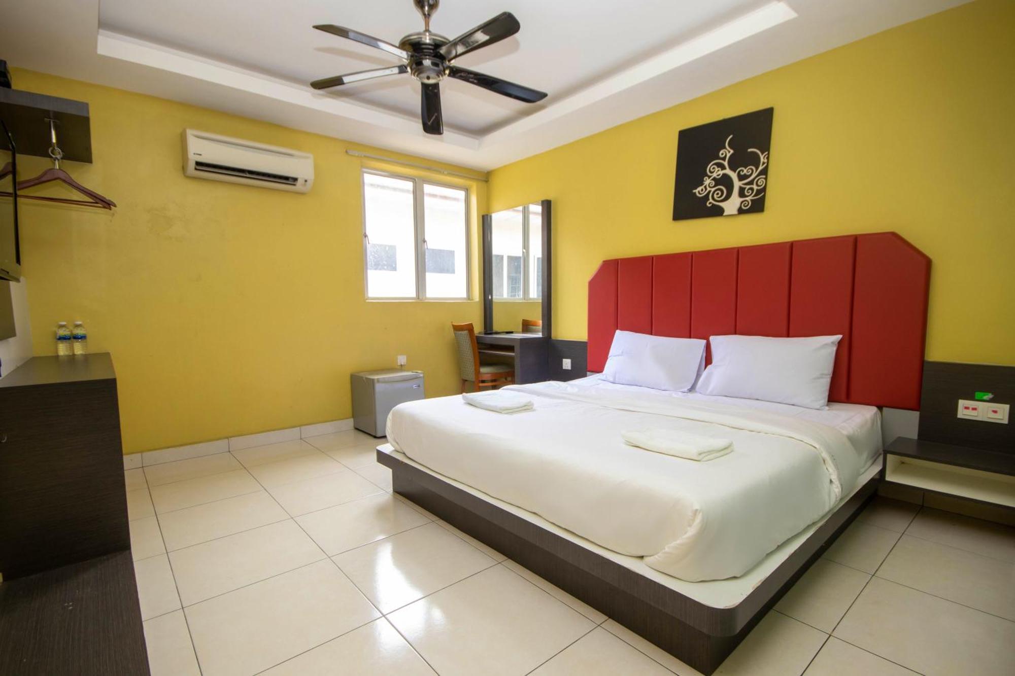 Jq Happy Lumut Hotel Εξωτερικό φωτογραφία